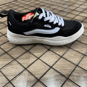 VANS ULTRARANGE VR3 NEO PRETO