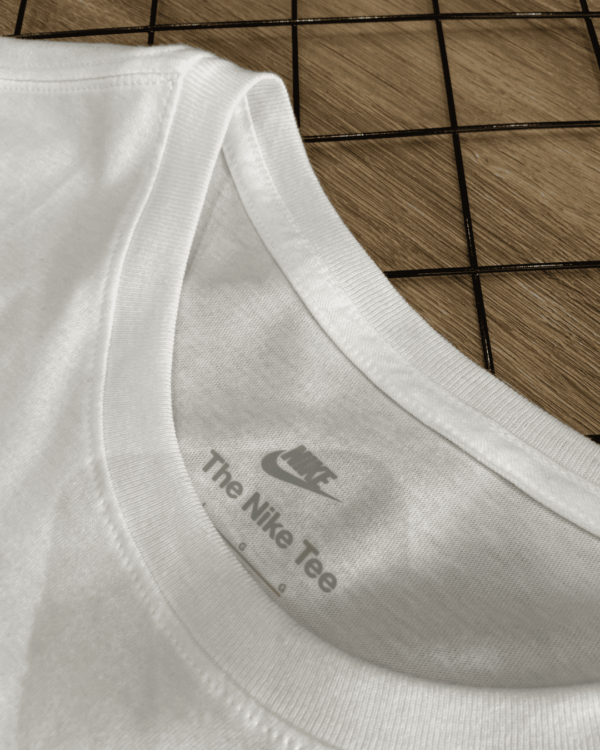 T-SHIRT NIKE SPORTWEAR ACON FUTURA - Image 3