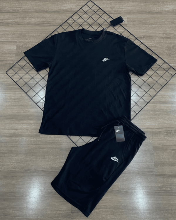 CONJUNTO NIKE MOLETOM 2 VERÃO