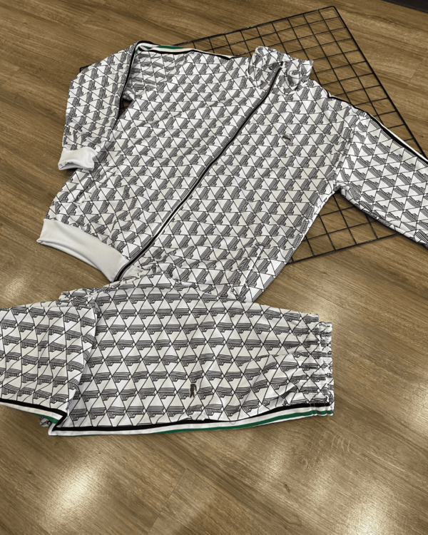 CONJUNTO LACOSTE MONOGRAMA - Image 2