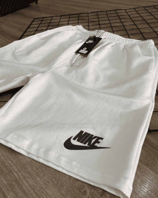 SHORTS NIKE MOLETOM BRANCO - Image 2