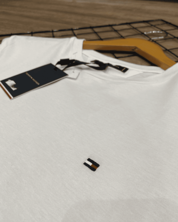 T-SHIRT TOMMY HILFIGER BÁSICA - Image 5