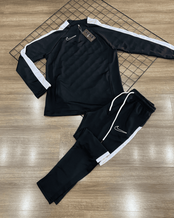 CONJUNTO NIKE ACADEMY