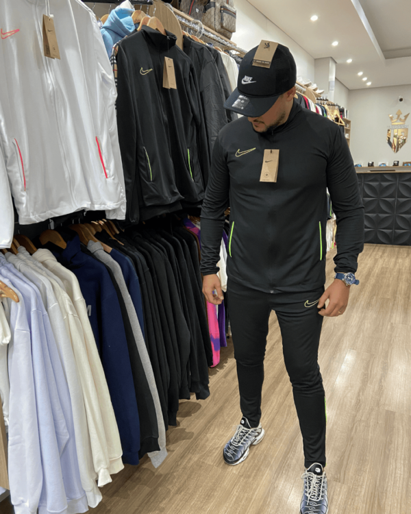 CONJUNTO NIKE ACADEMY DRYFIT 2025 PRETO - Image 4