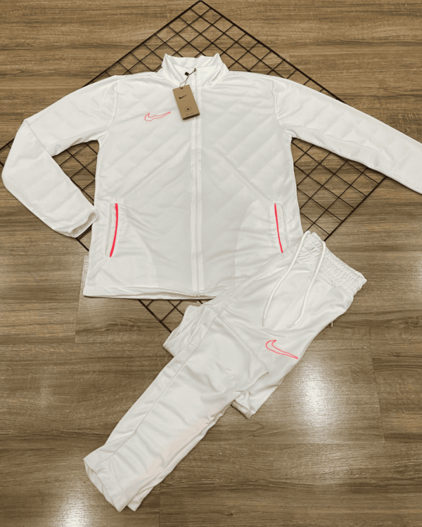 CONJUNTO NIKE ACADEMY DRYFIT 2025 BRANCO