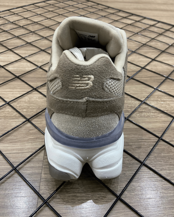 NEW BALANCE 9060 BEGE - Imagem 3
