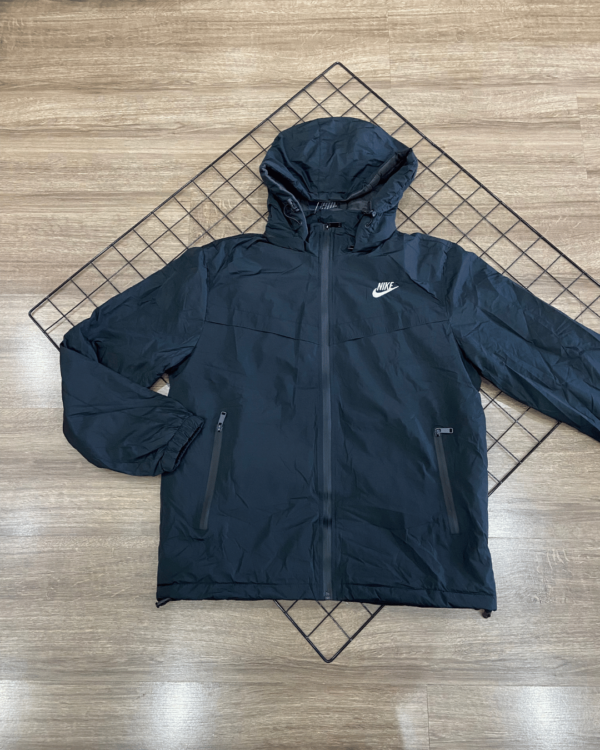 JAQUETA NIKE - PRETA