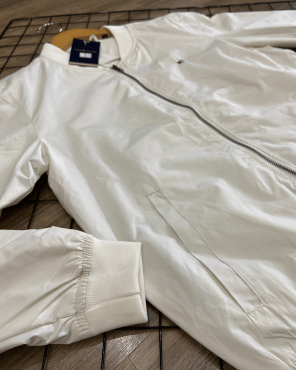 JAQUETA TOMMY HILFIGER OFF WHITE - Image 2
