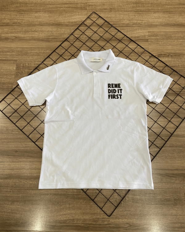 POLO LACOSTE RENE DID IT / BRANCO