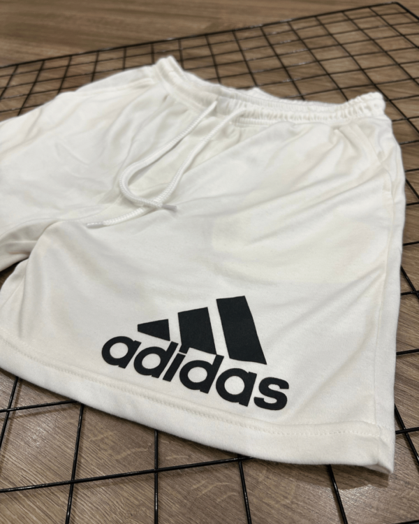 SHORTS ADIDAS MOLETOM BRANCO - Imagem 2