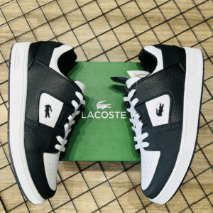 TÊNIS LACOSTE COURT CAGE PRETO E BRANCO 7080