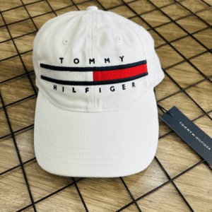 TOMMY HILFIGER LETREIRO BRANCO