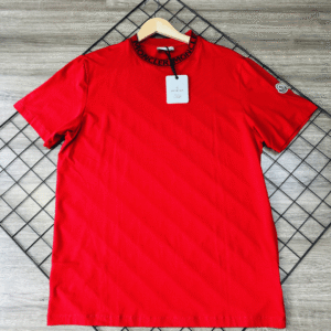 T-SHIRT MONCLER VERMELHA 1010