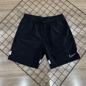 SHORTS NIKE DRYFIT PRETO