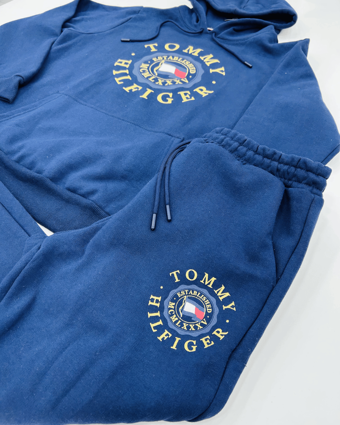 CONJUNTO MOLETOM TOMMY HILFIGER ZUL 9070 - Imagem 2