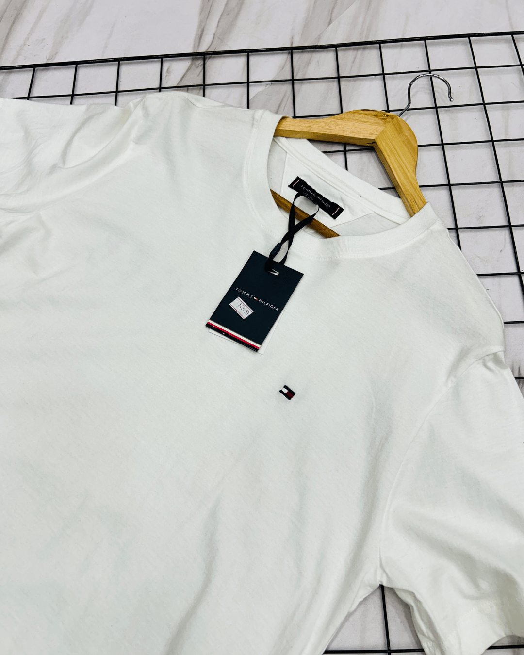 T-SHIRT TOMMY HILFIGER 4045 - Imagem 3