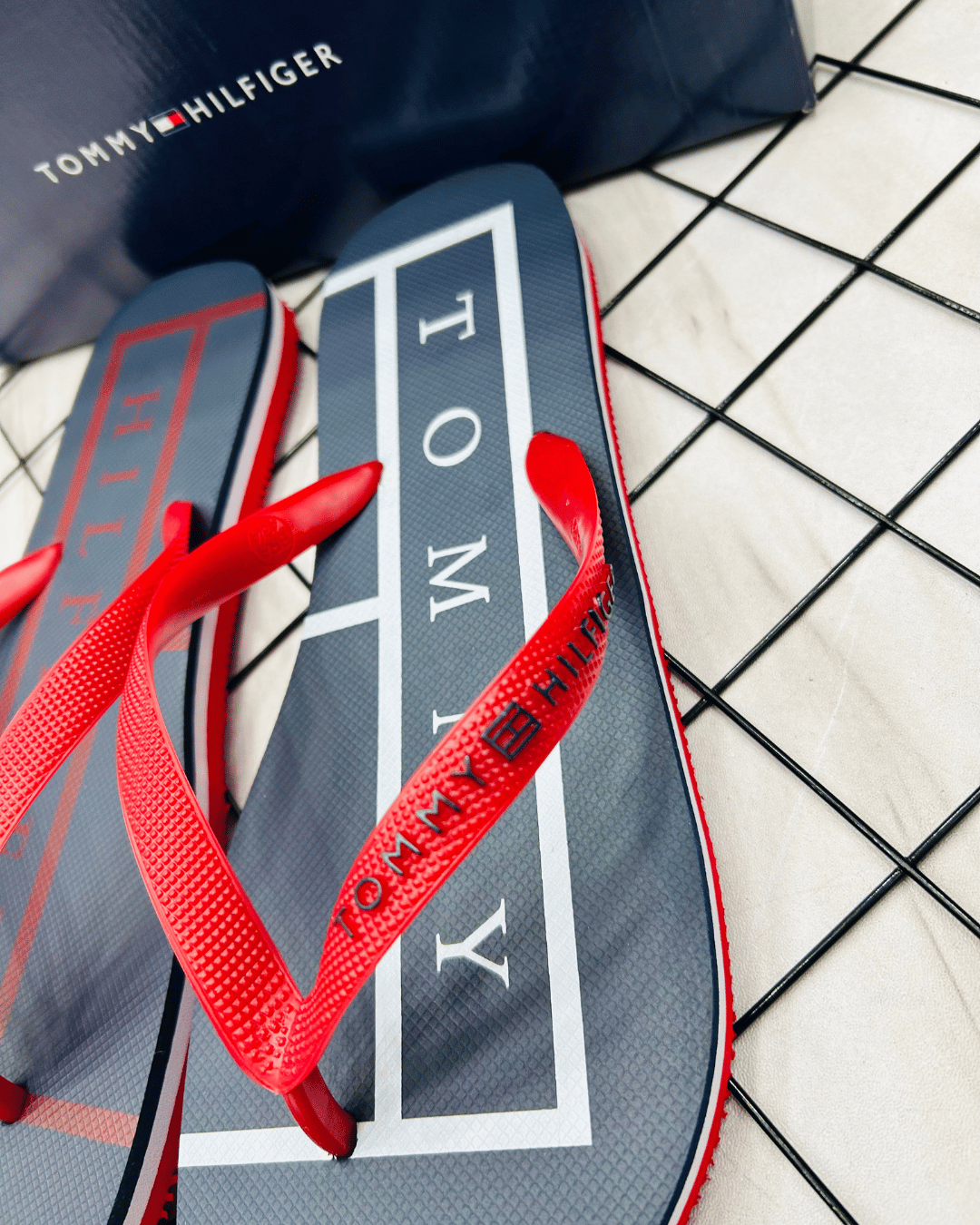CHINELO TOMMY HILFIGER 04066 - Imagem 3