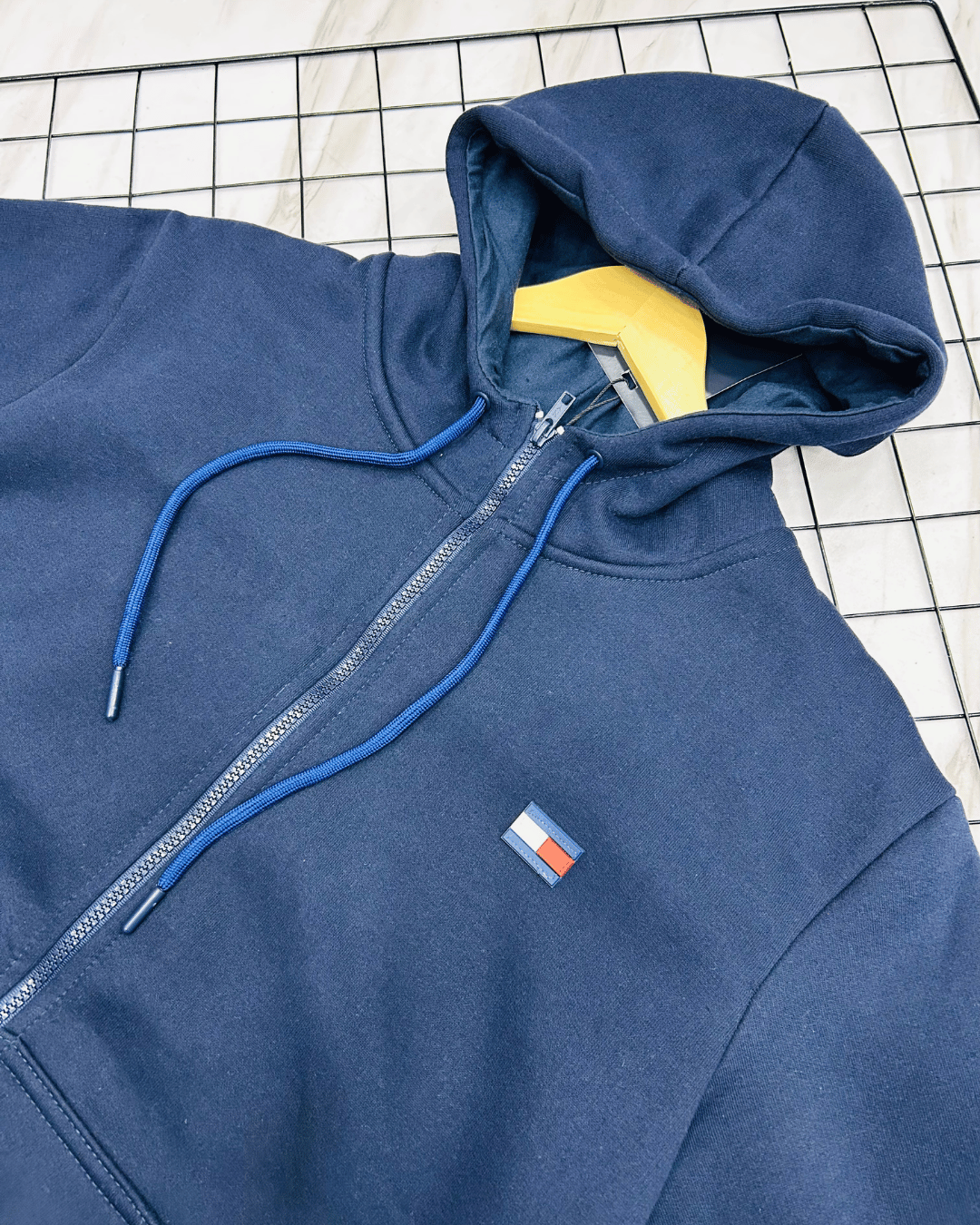 BLUSA MOLETOM TOMMY HILFIGER 2025 - Imagem 3