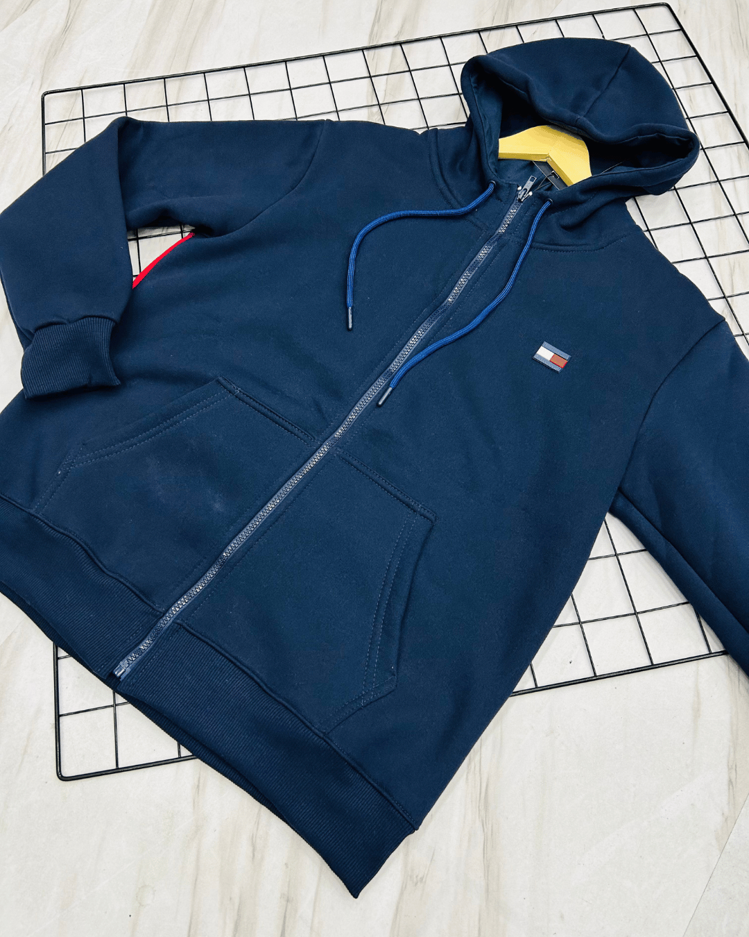 BLUSA MOLETOM TOMMY HILFIGER 2025 - Imagem 2