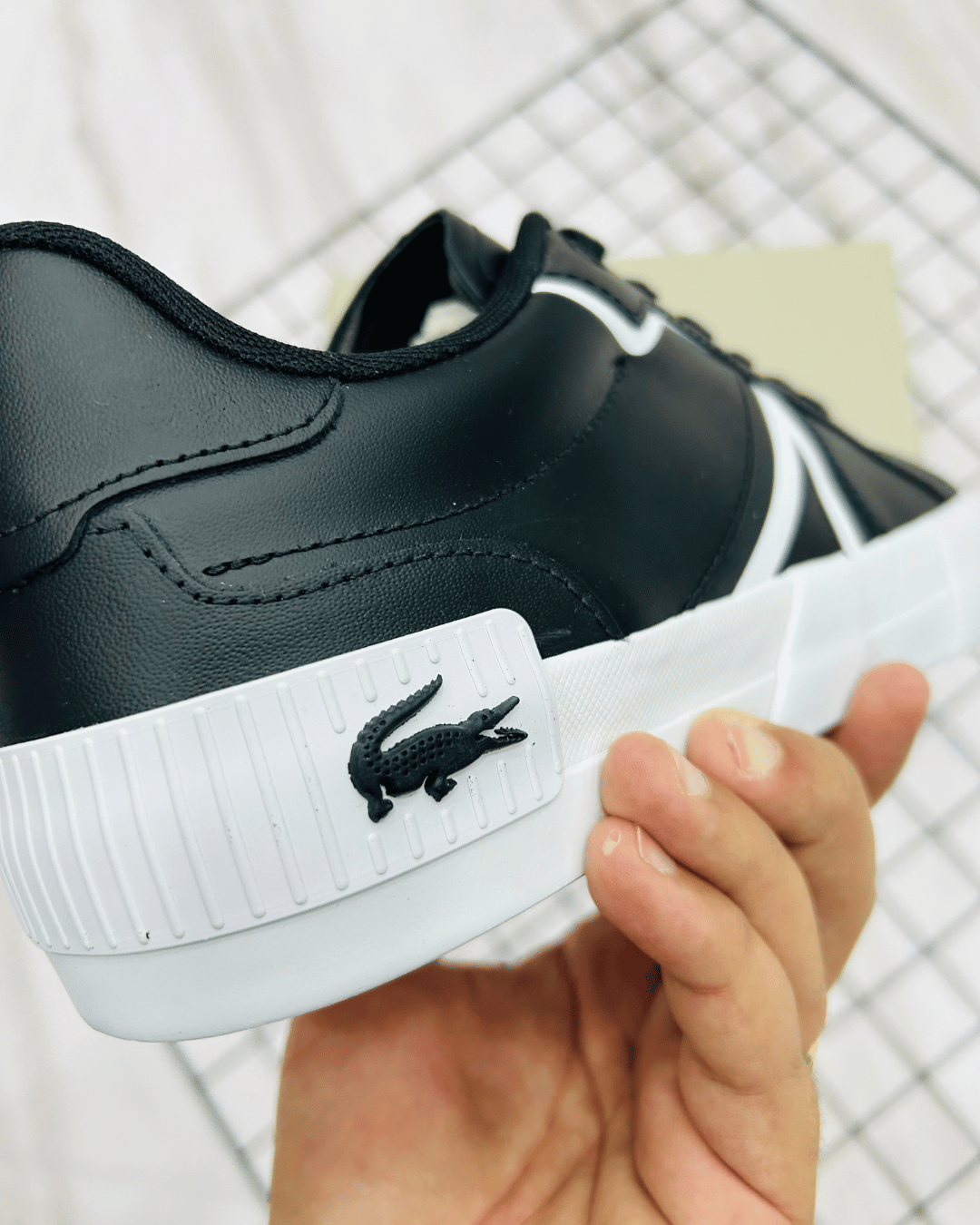 TÊNIS LACOSTE L004 PRETO - Imagem 4