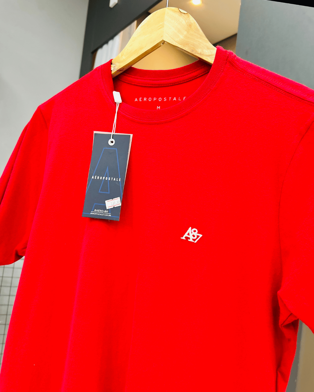T-SHIRT AEROPOSTALE VERMELHA - Imagem 2